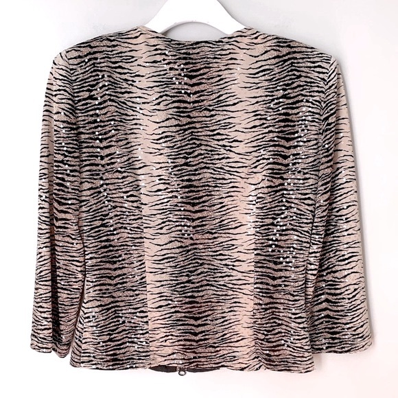Vintage Joseph Ribkoff size 6 Front Zip Sequin Top - Picture 10 of 16